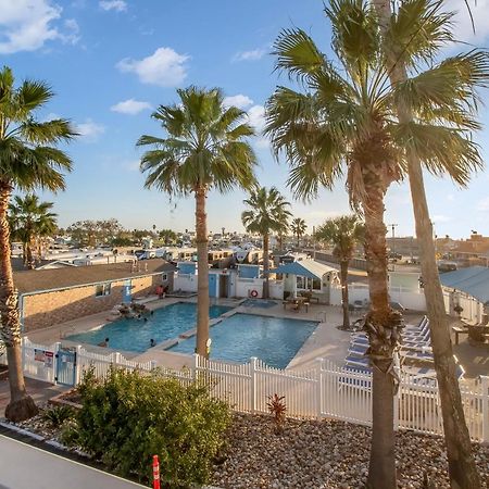 Tropic Island Resort 포트 애런사스 외부 사진