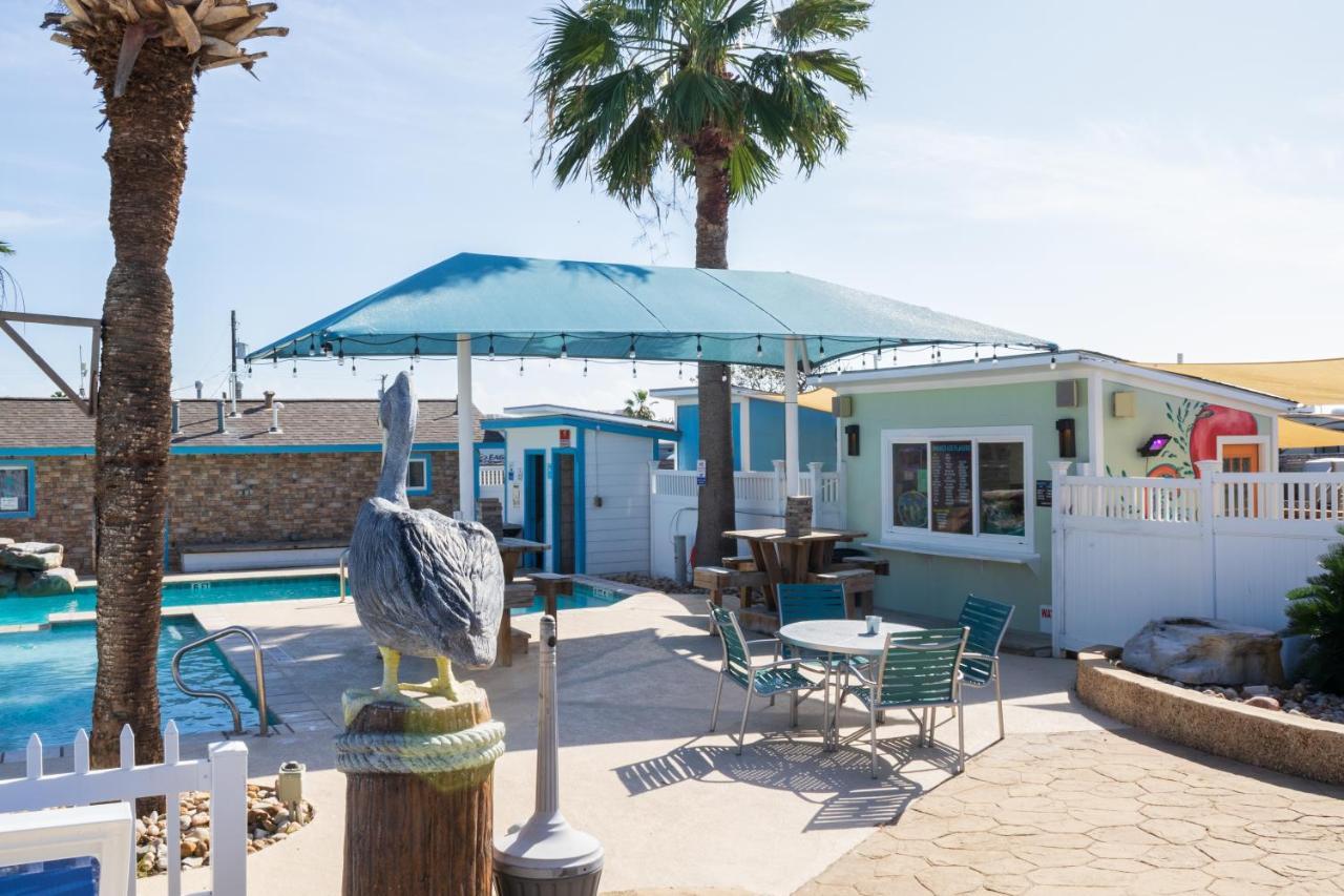 Tropic Island Resort 포트 애런사스 외부 사진